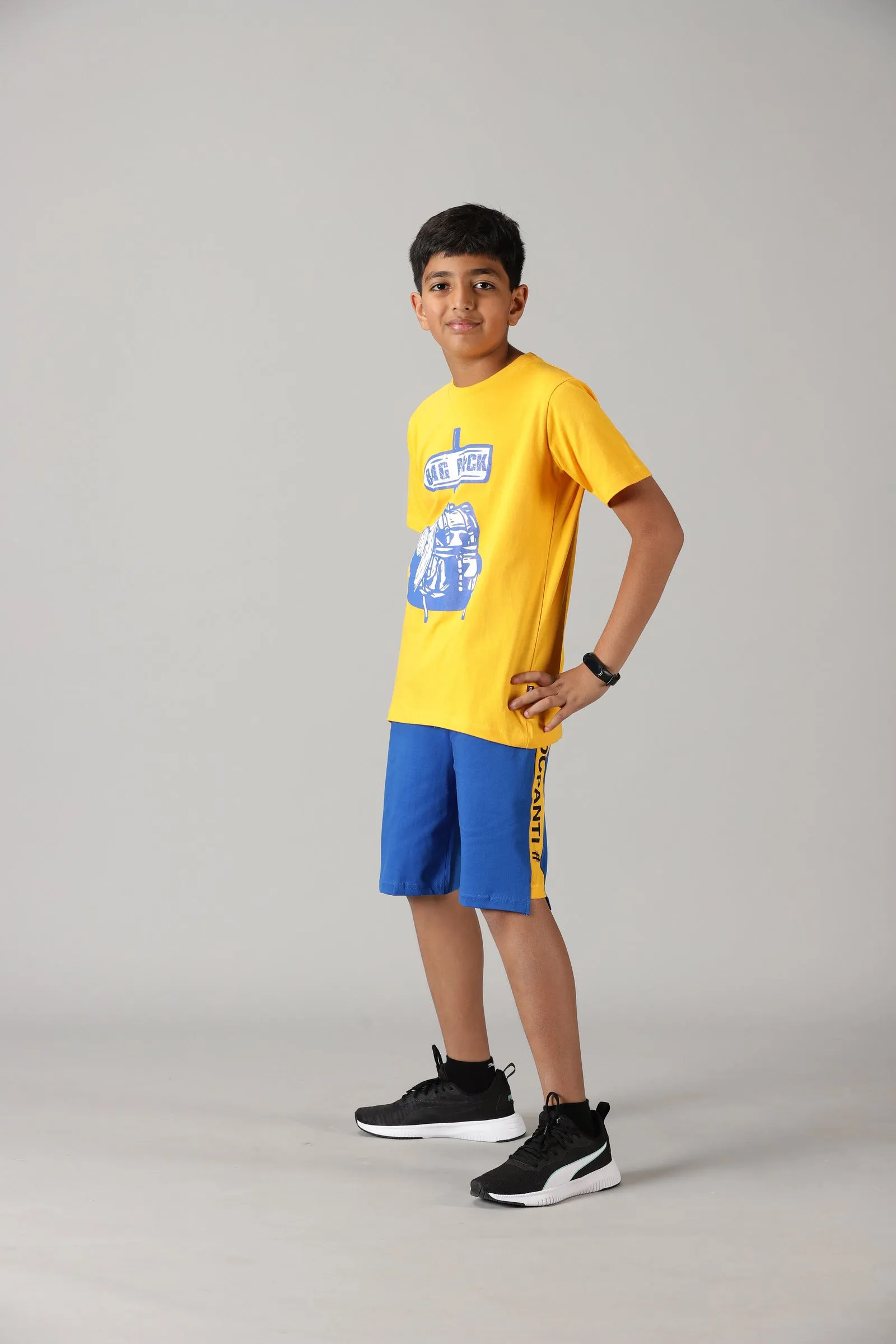 Boys Printed Round Neck Tee & Cut And Sew Knee Length Shorts Set