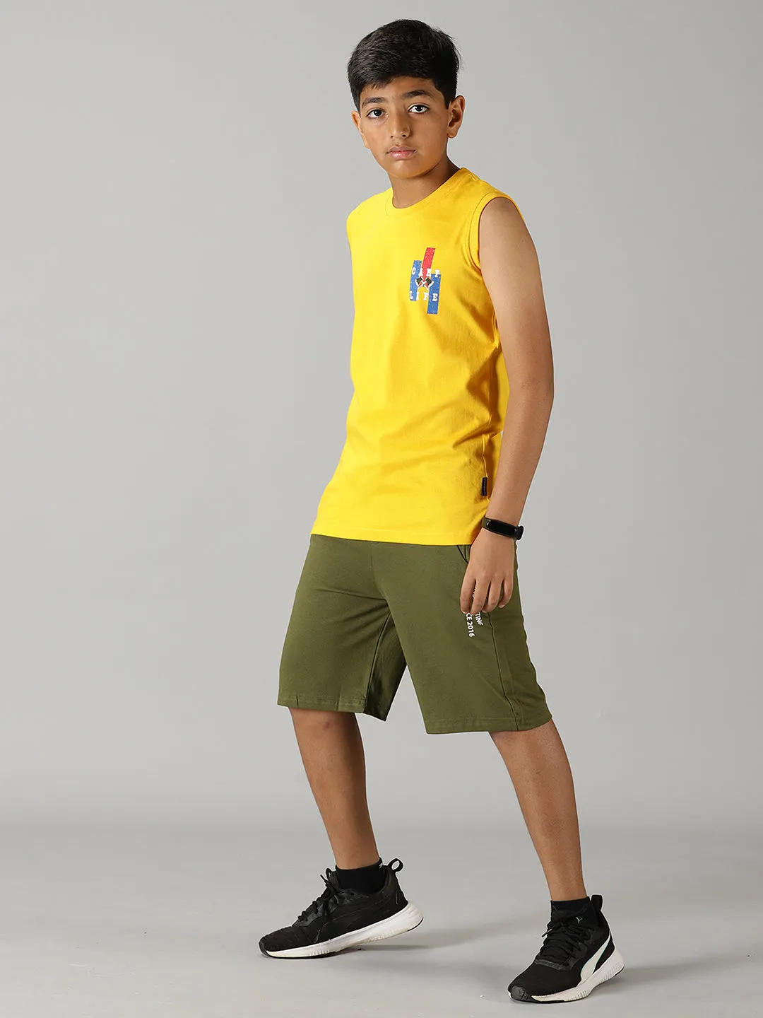 Boys Printed Sleeveless Tee & Knit Shorts With Zipper Pocket Set