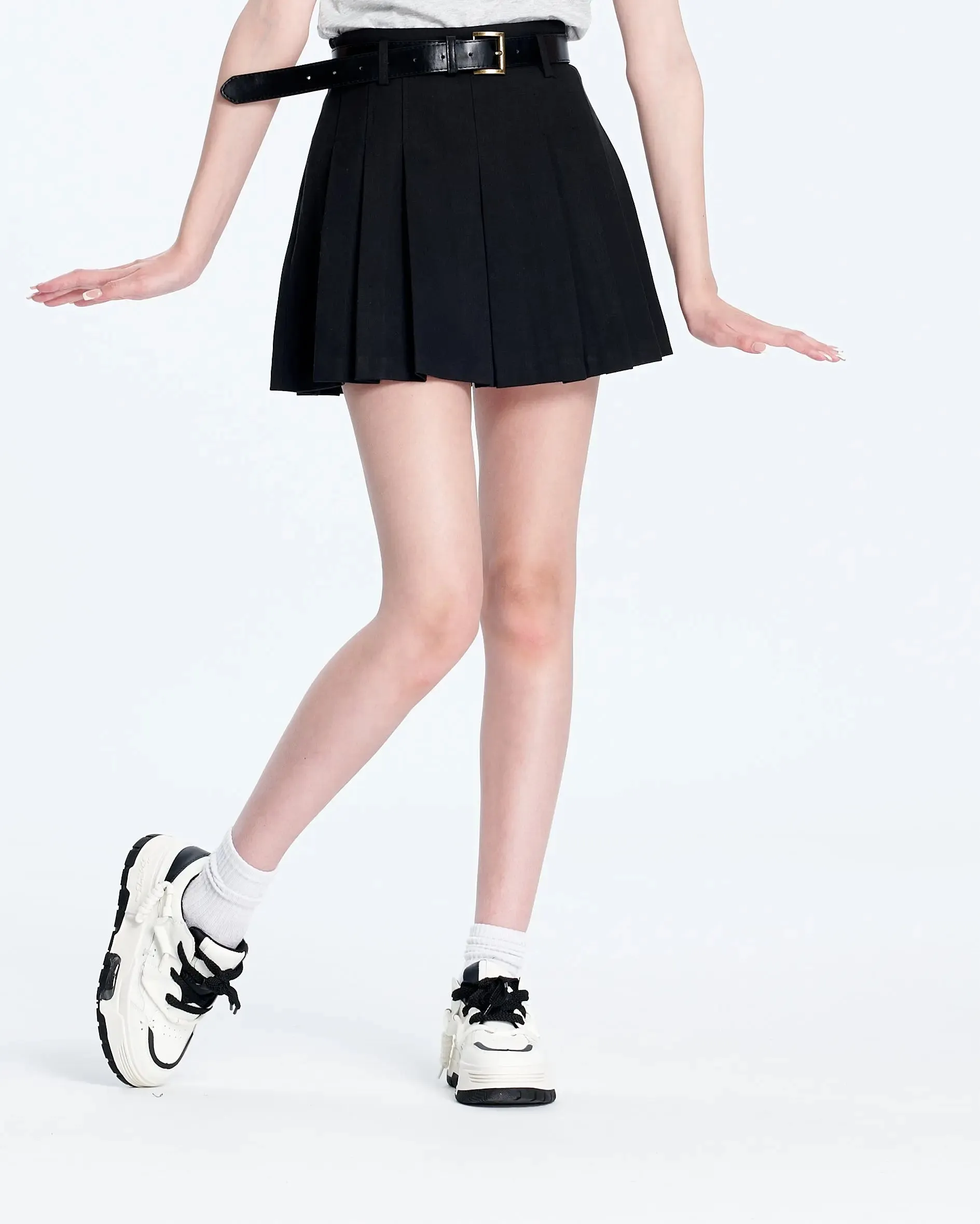 C7021 Pleated Mini Skirt