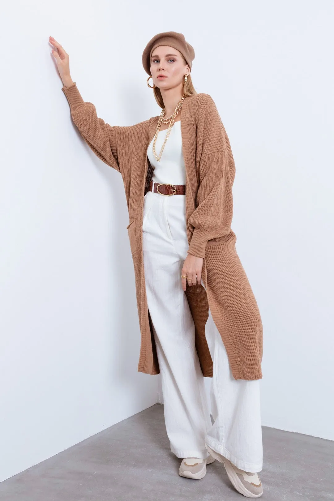 Female Balloon Arm Long Knitwear Cardigan