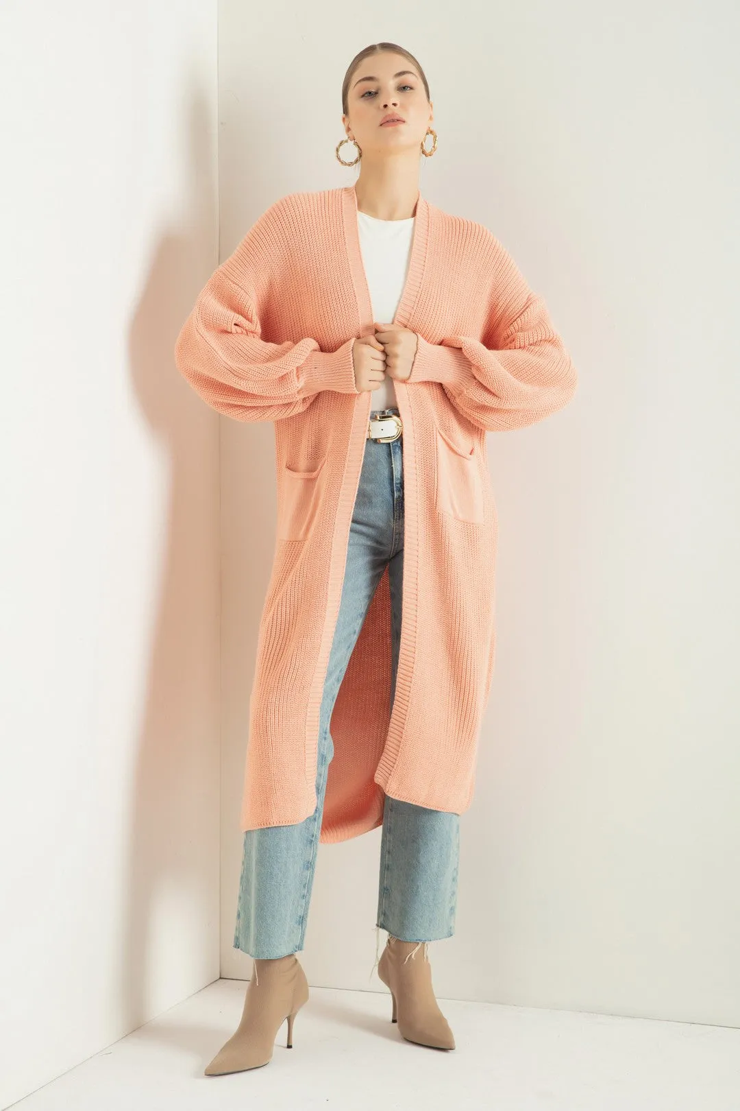 Female Balloon Arm Long Knitwear Cardigan