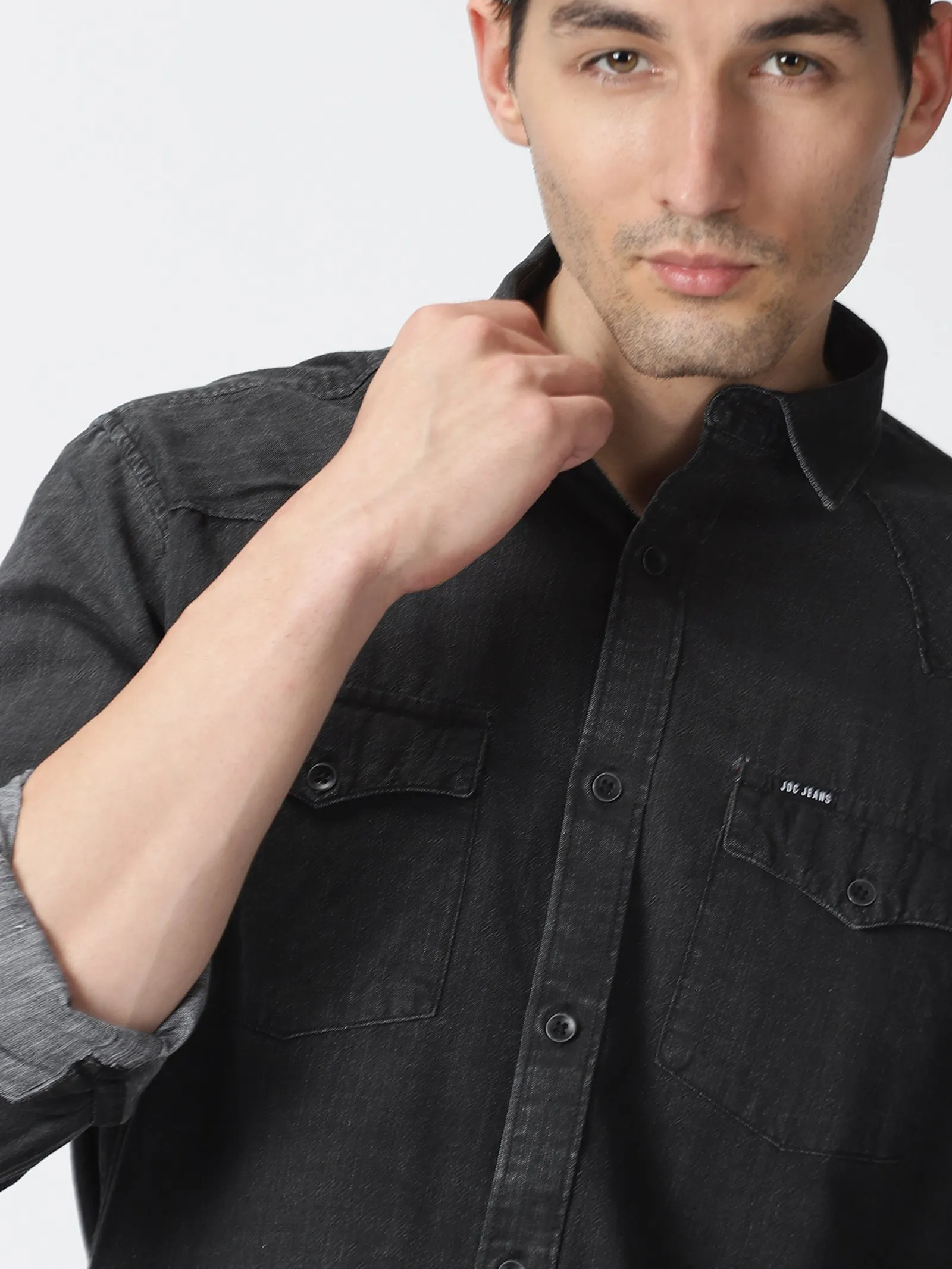 MEN'S BLACK SOLID SLIM FIT SHIRT