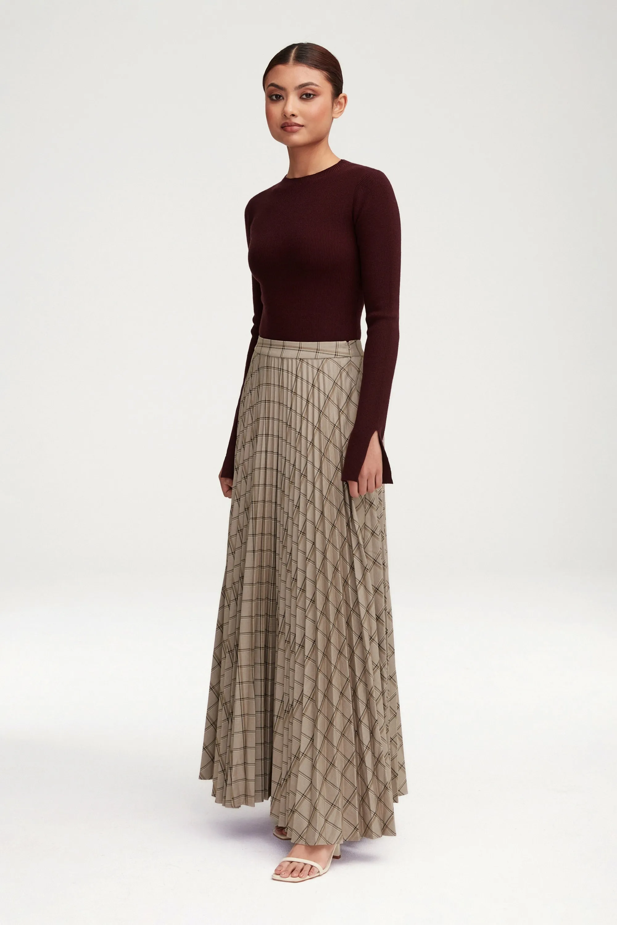 Pleated Plaid A Line Maxi Skirt - Grey